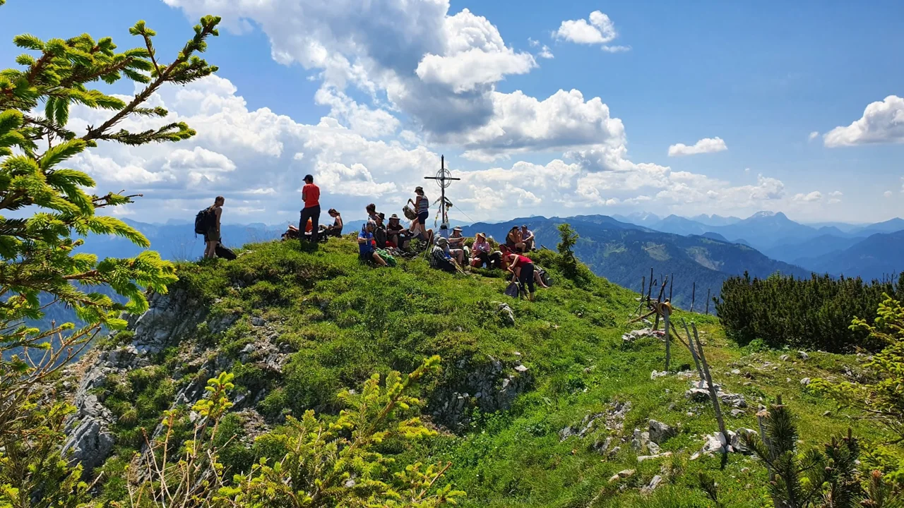 Die Exkursionsgruppe am Gipfel des Noten (1.635 Meter)